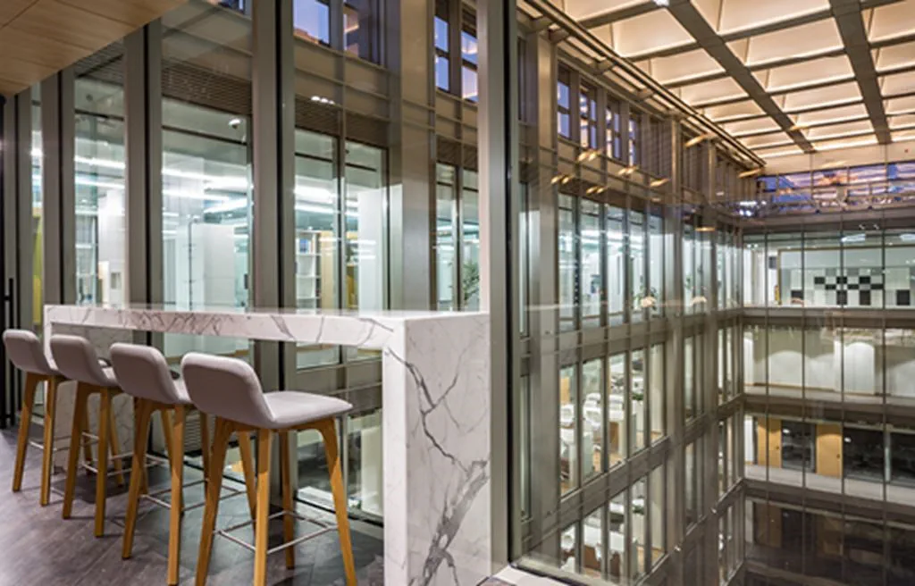 UK law firm offices fit out Dubai – ISG