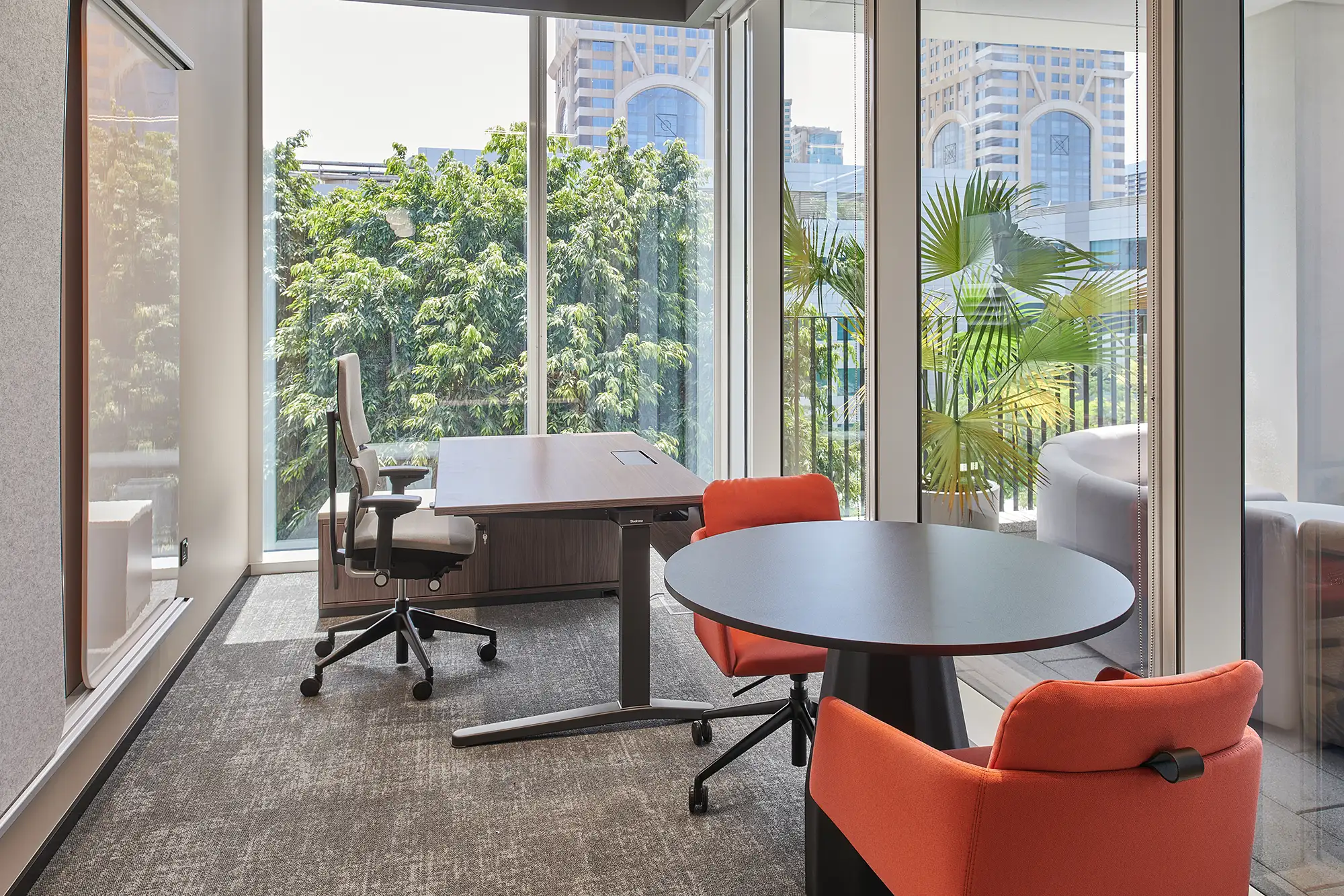 ISG Middle East - Roland Berger Customized Fit Out 2
